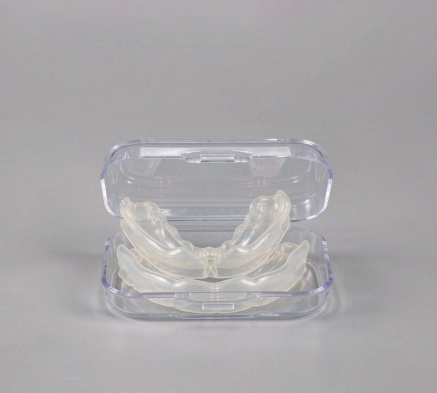 Anti-snoring silicone mouth guard